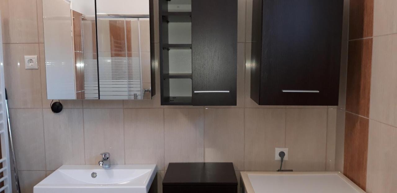 Ildi Apartman Gyenesdiás Zewnętrze zdjęcie